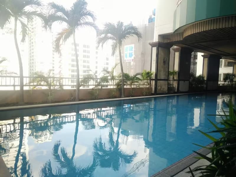 1 Bedroom Condo