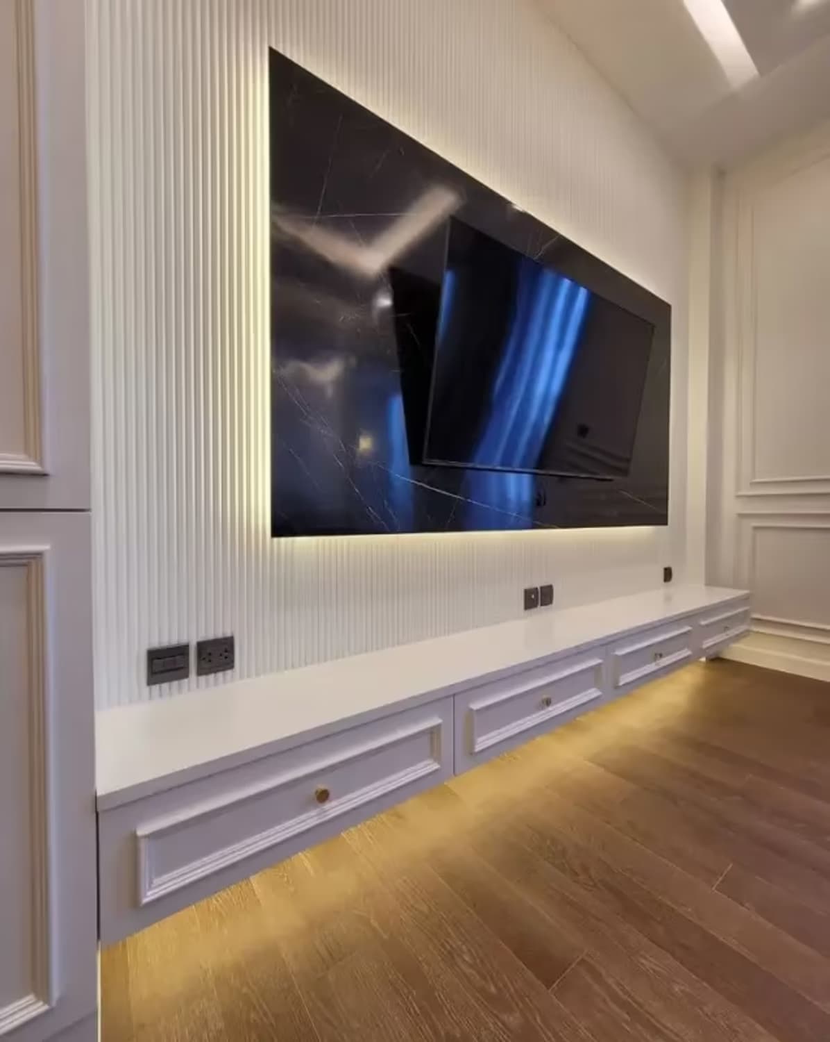 1 Bedroom Condo - Image 3