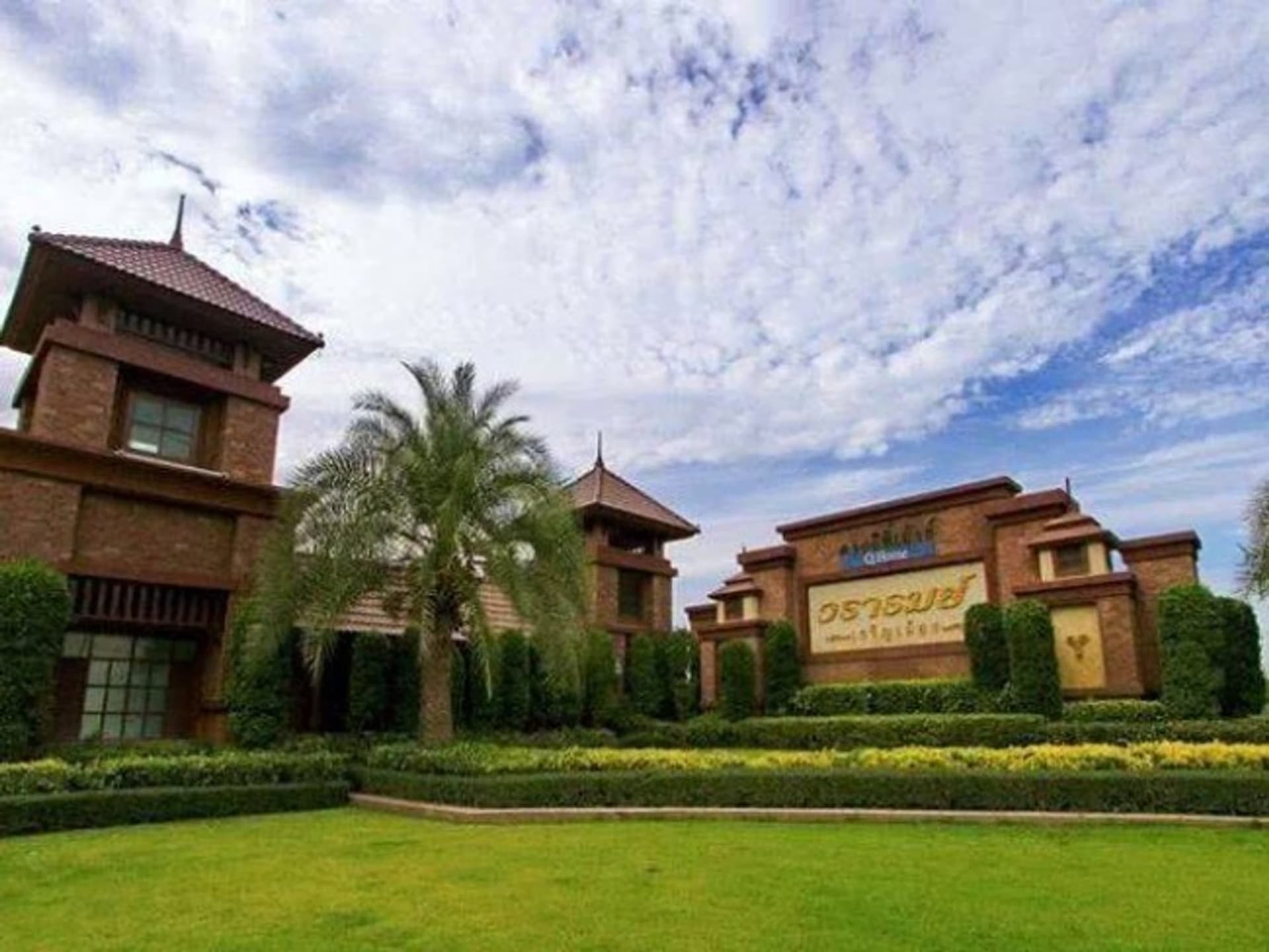 3 卧室 别墅 用于 出售 在 San Kamphaeng - Image 19