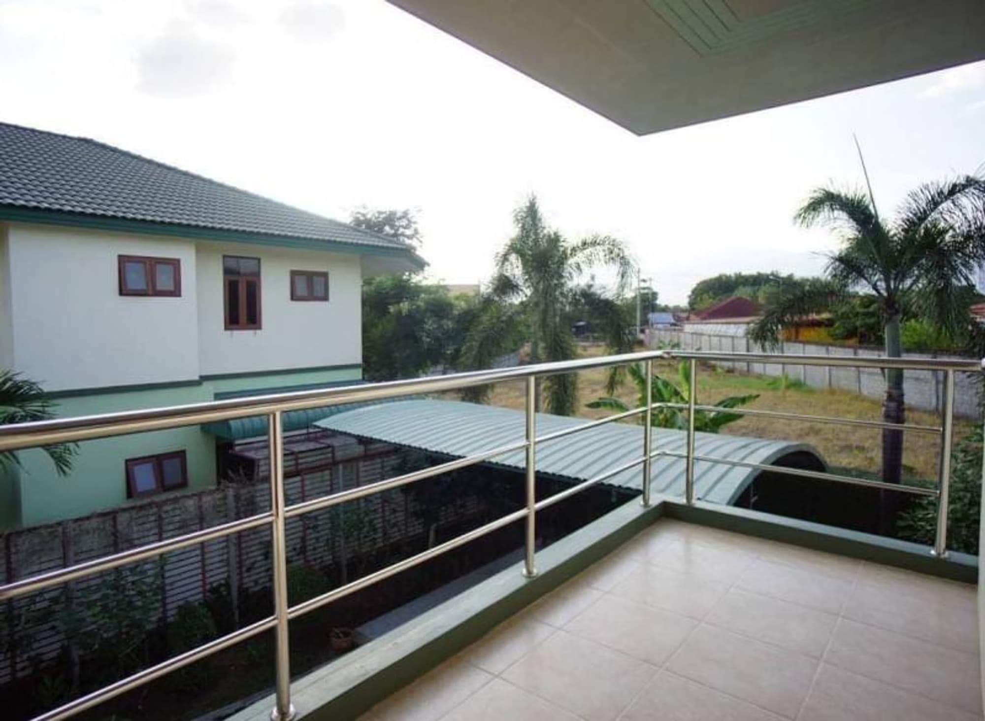4 Bed House for Rent in Mueang Chiang Mai - Image 8