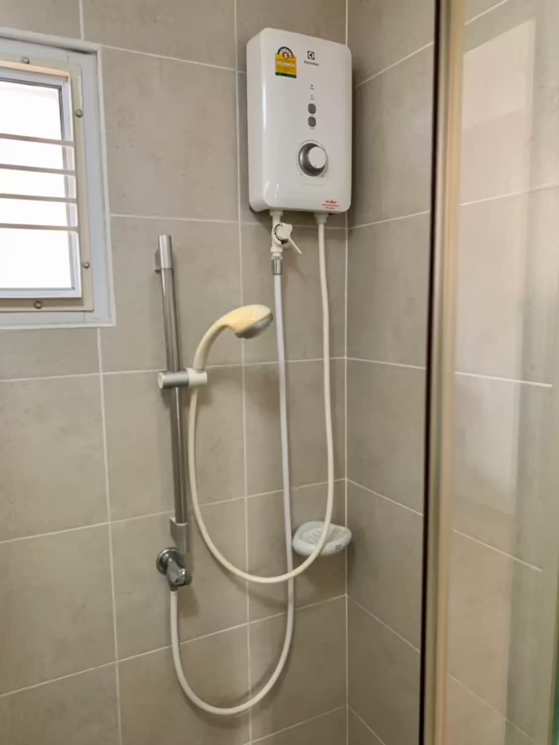3 Bedroom House - Image 15