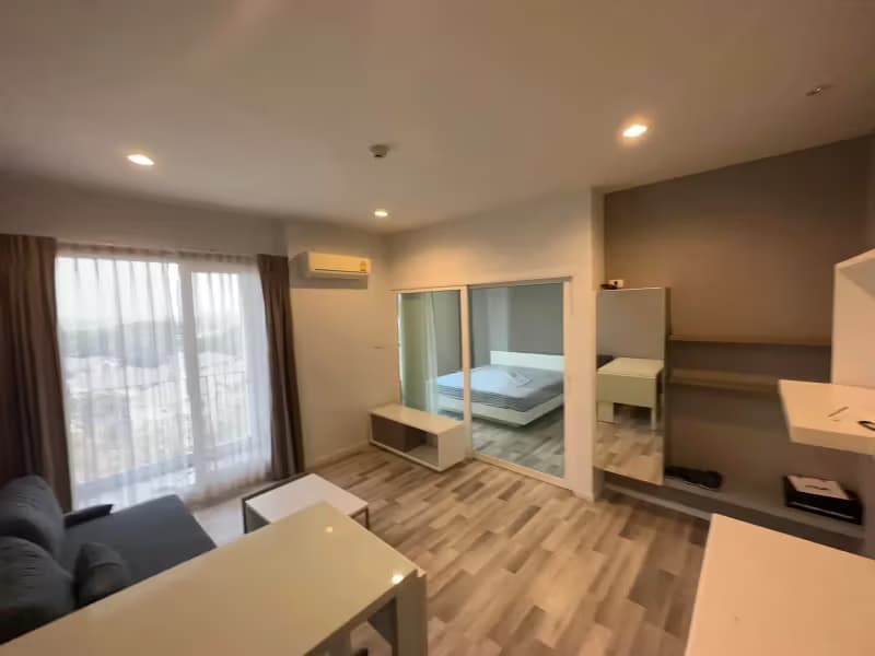 1 Bedroom Condo