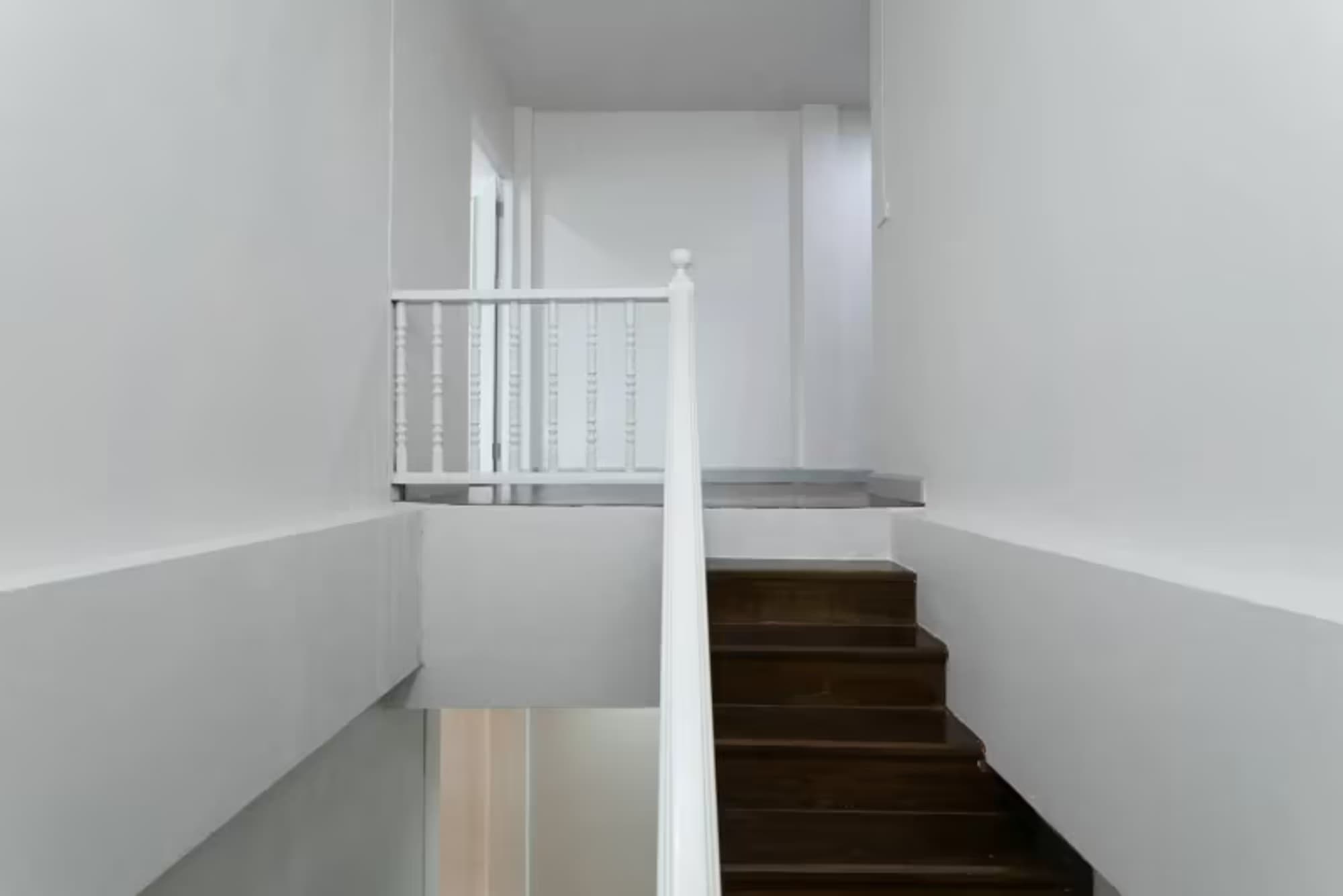 2 Bedroom House - Image 12