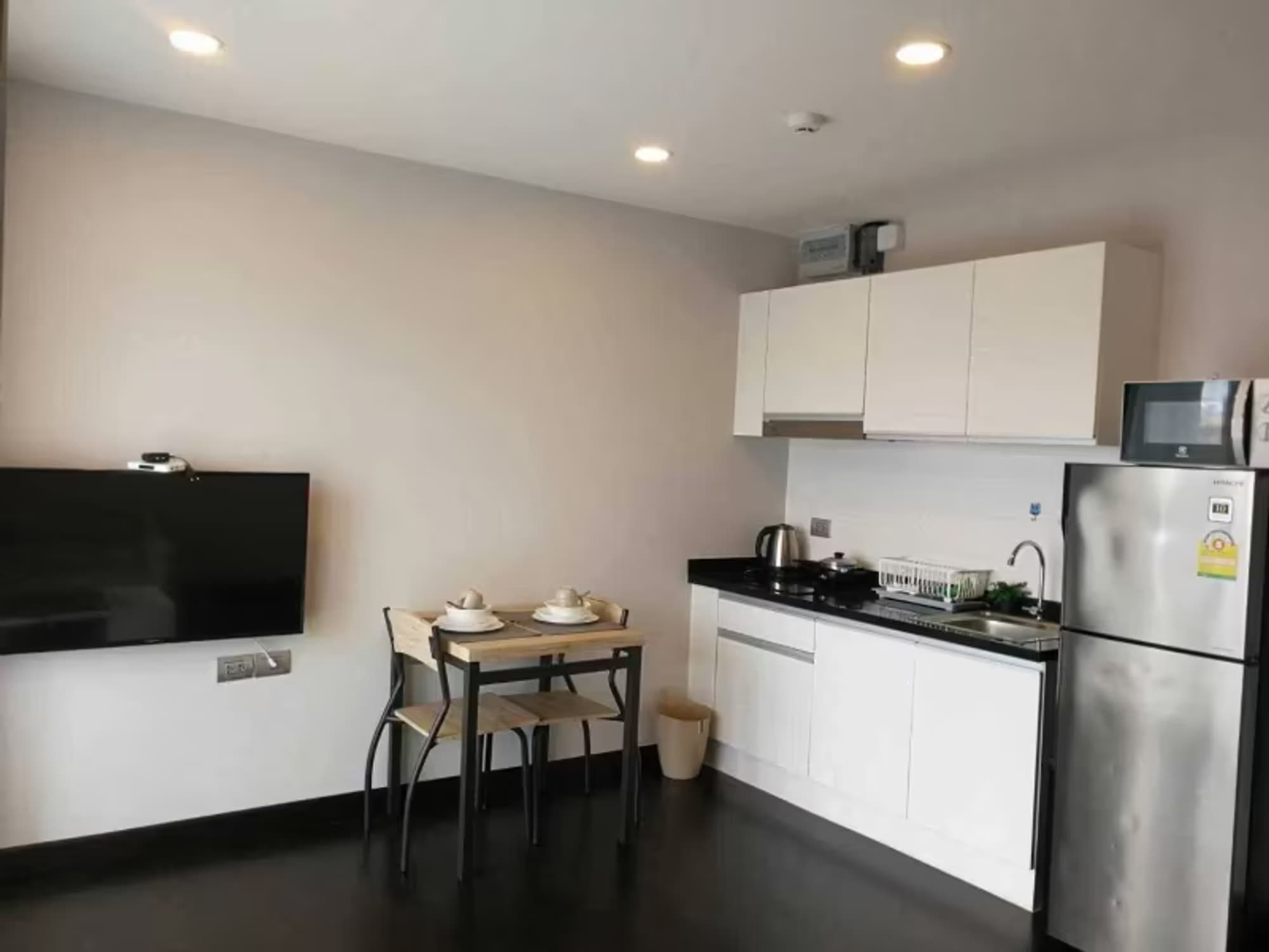 2 Bedroom Condo - Image 6