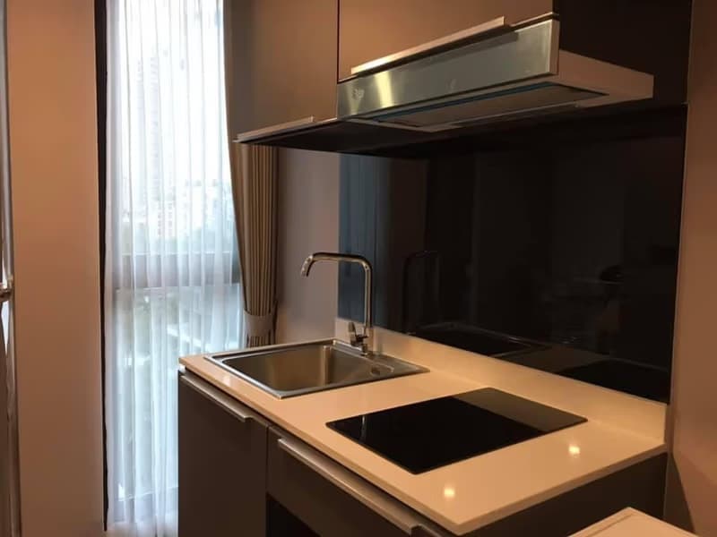 1 Bed Condo for Rent and Sale in Watthana
