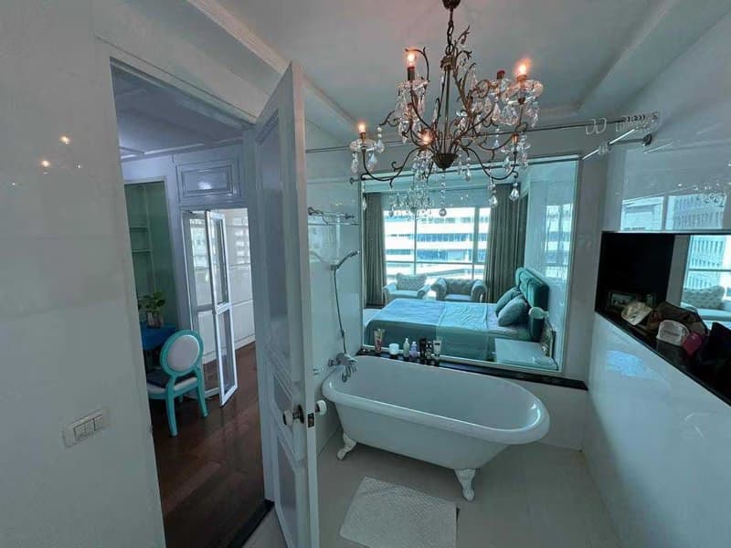 1 Bed Condo for Rent and Sale  Near Chit Lom BTS