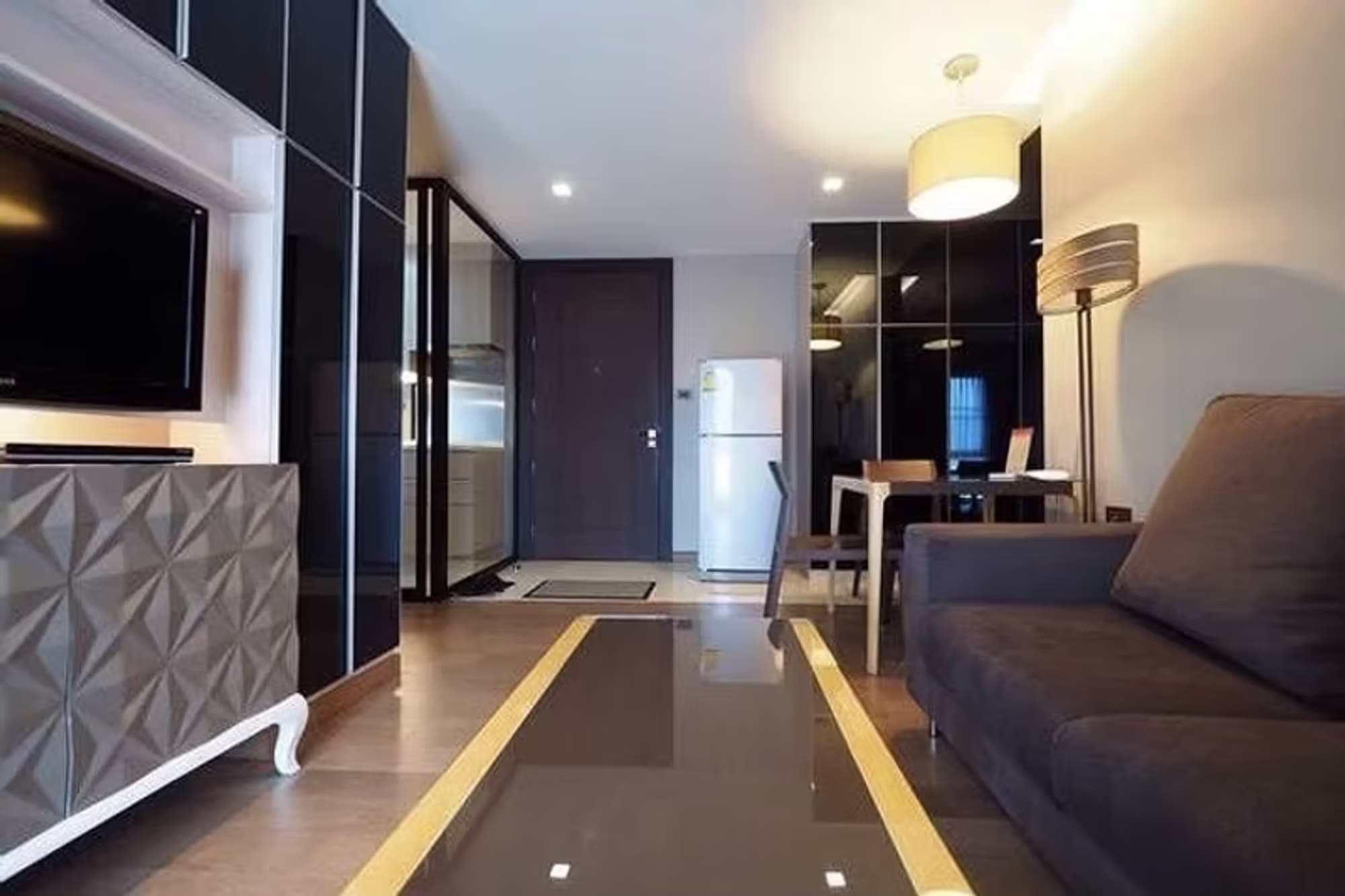1 Bedroom Condo - Image 3