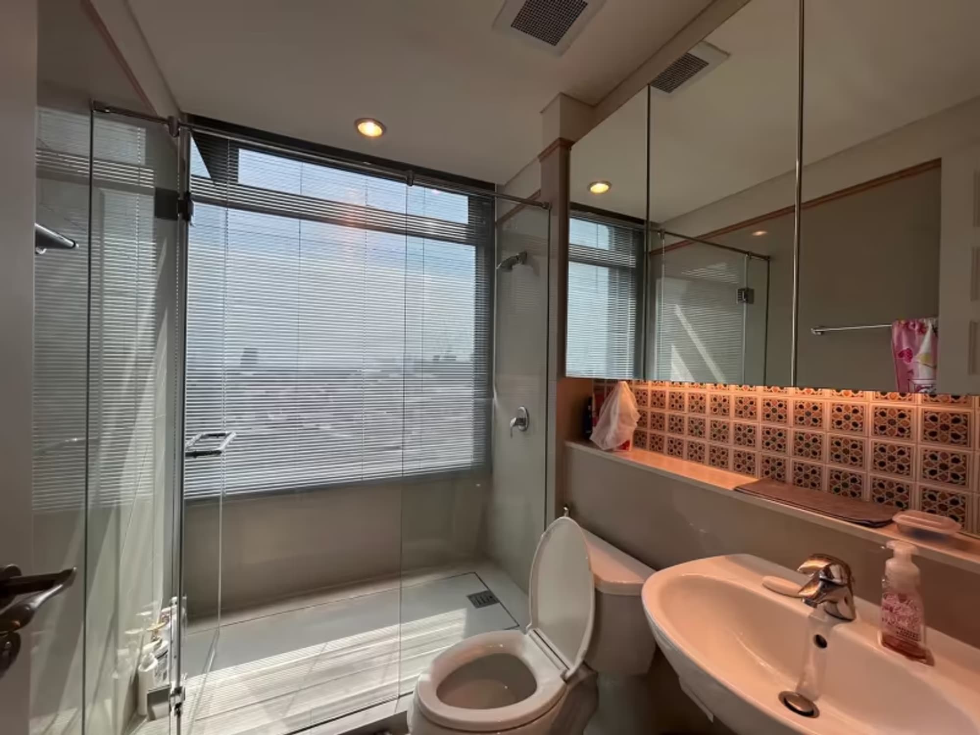 3 Bedroom Condo - Image 4