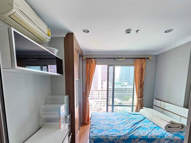1 Bed Condo for Rent  Near Phra Ram 9 MRT