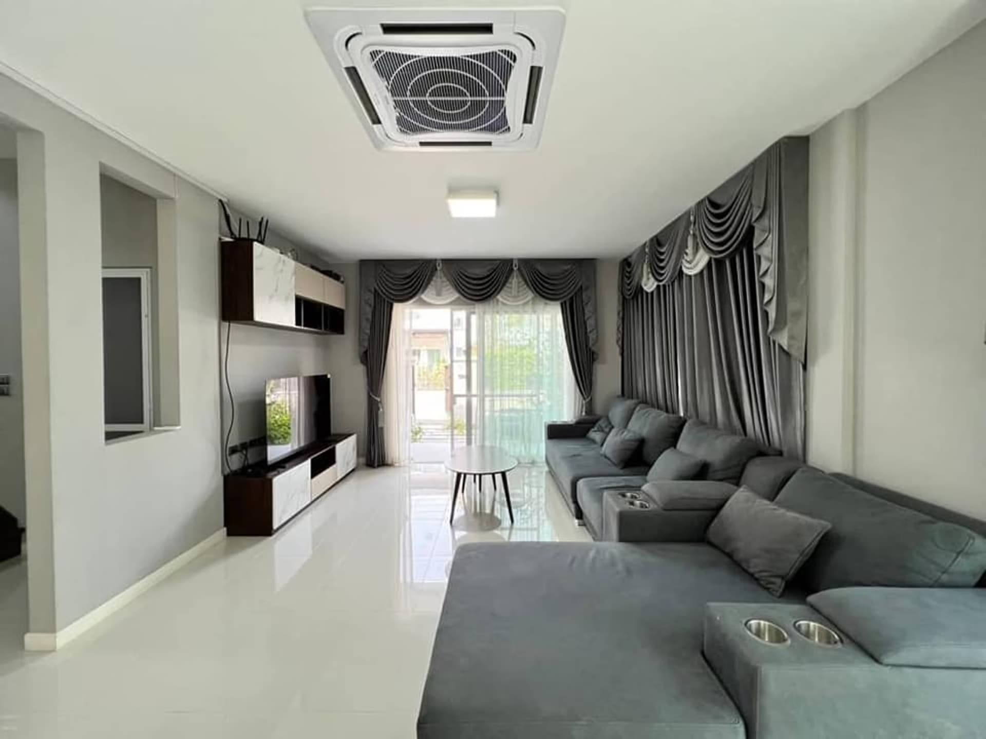 3 Bed House for Rent in Mueang Chiang Mai - Image 2