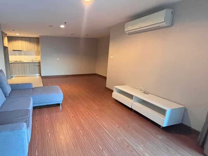 2 Bed Condo for Sale in Huai Khwang