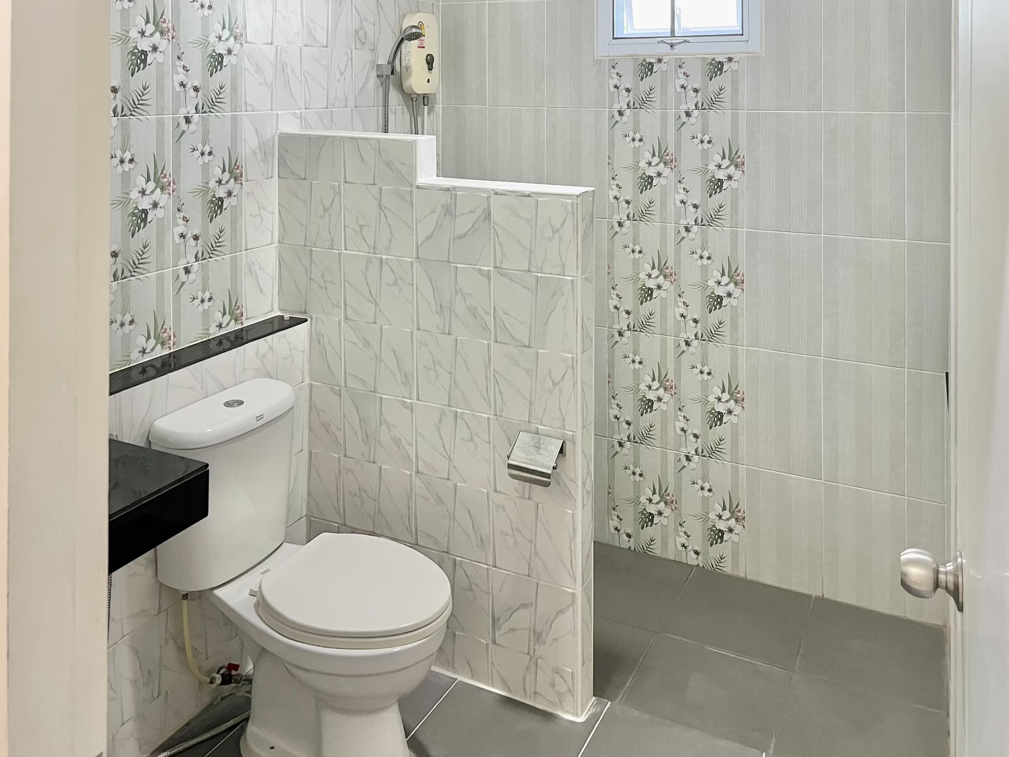 3 Bed House for Rent in Hang Dong - Image 7