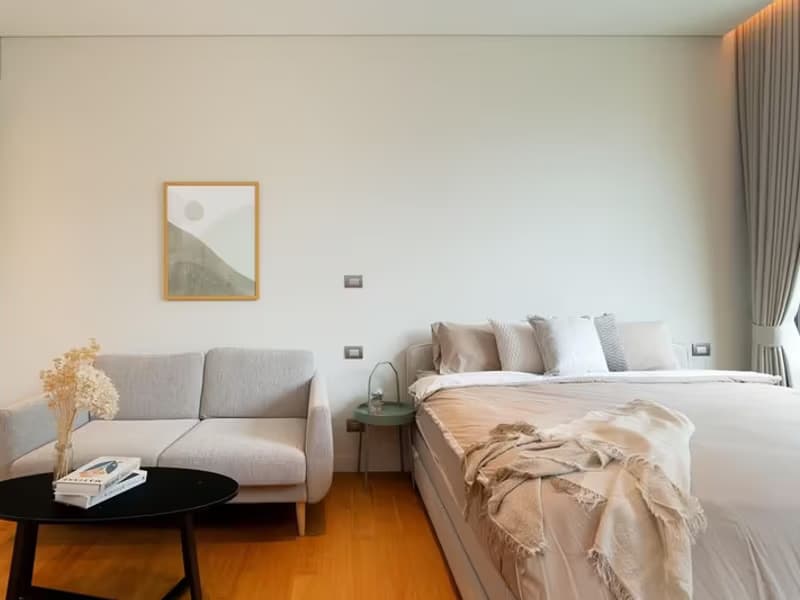  Sindhorn Residence