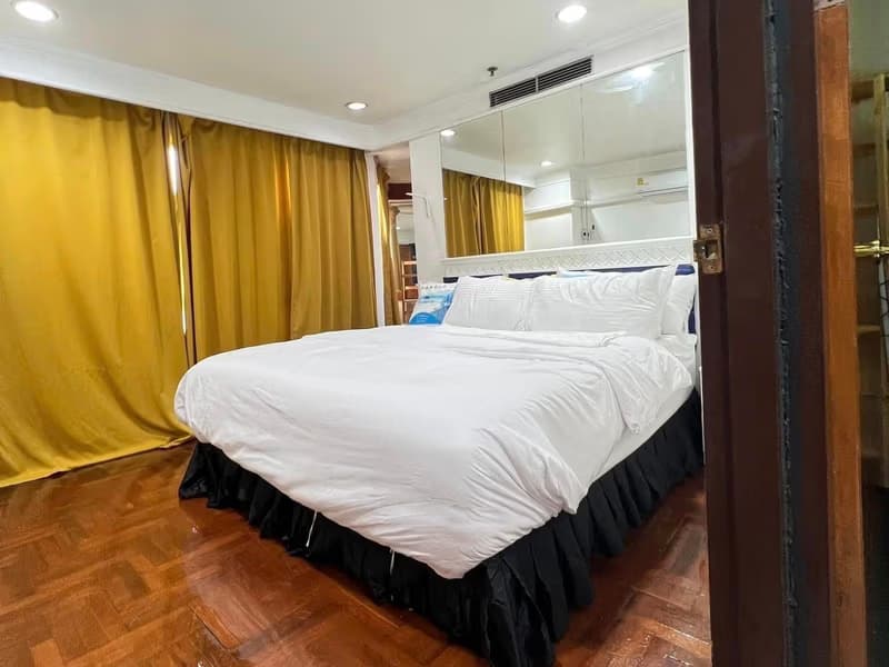 2 Bed Condo for Rent in Ratchathewi