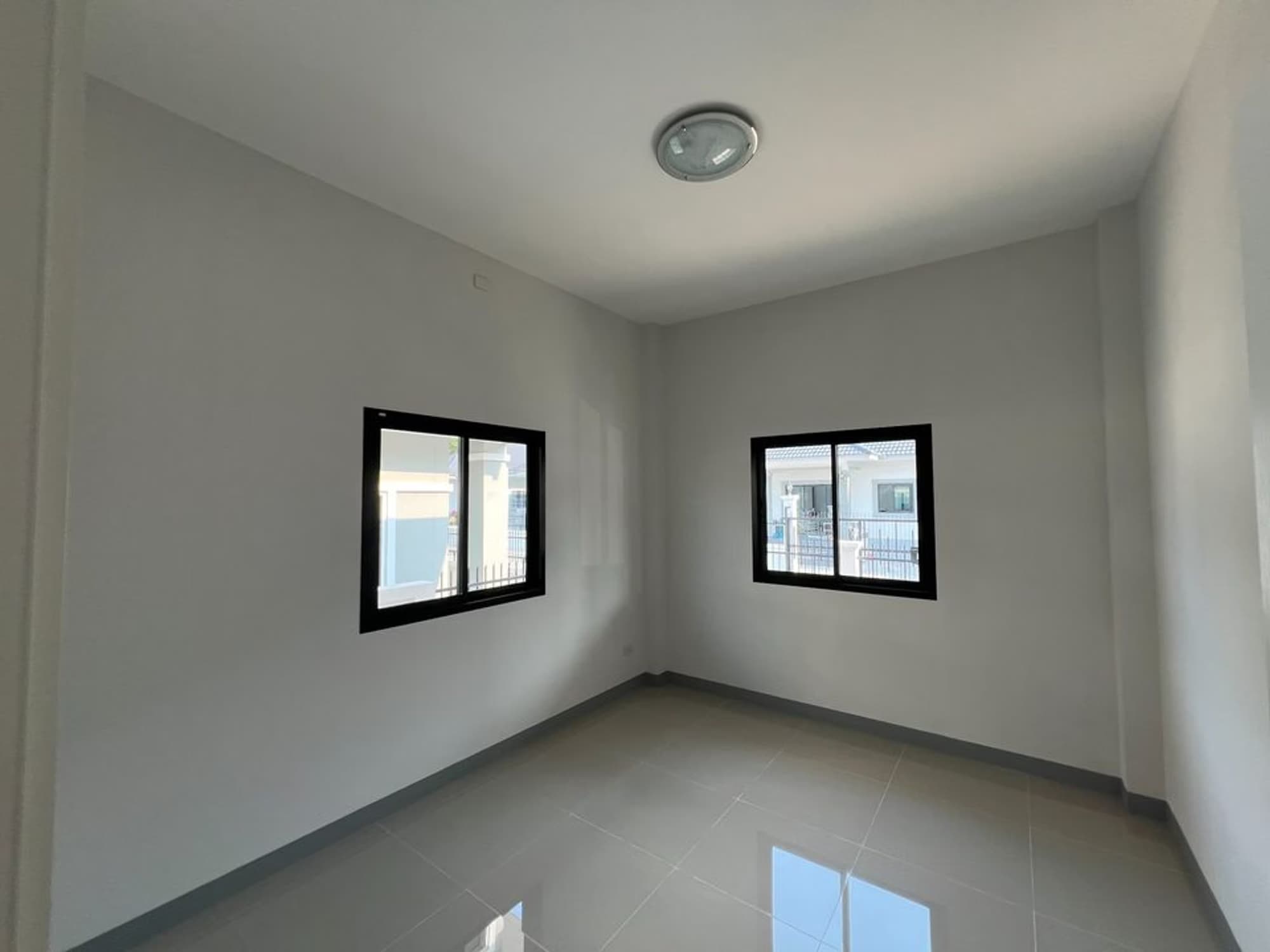 3 Bed House for Sale in Saraphi - Image 15