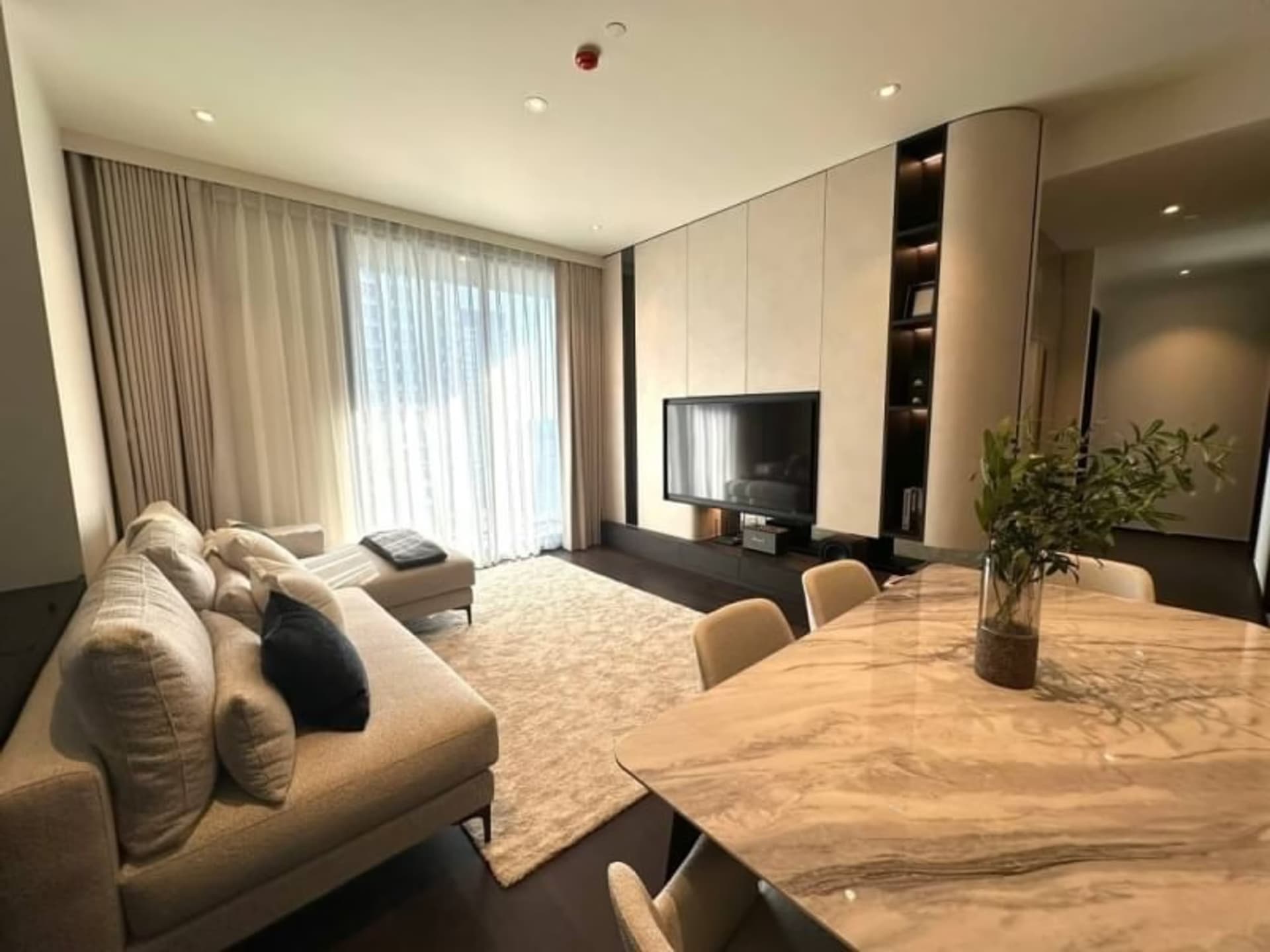 3 Bed Condo for Sale in Watthana - Image 10