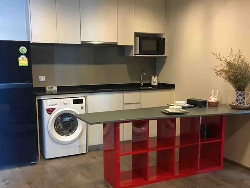 2 Bed Condo for Rent in Chatuchak