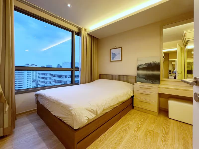 H Sukhumvit 43