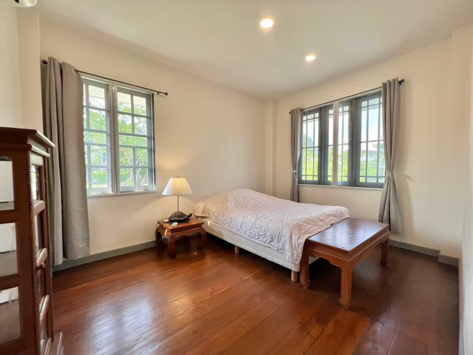 4 Bedroom House - Image 1