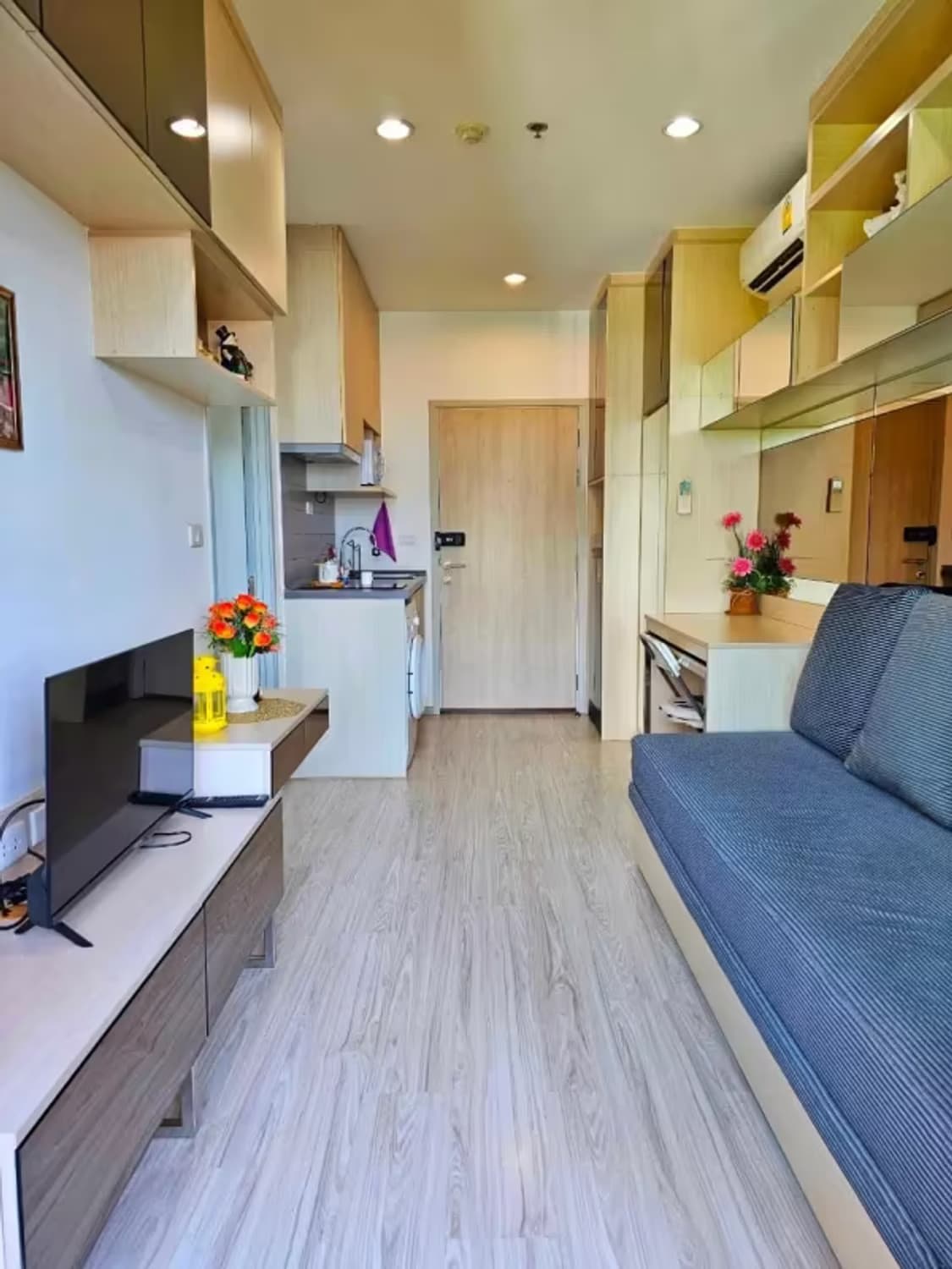 1 Bedroom Condo - Image 2