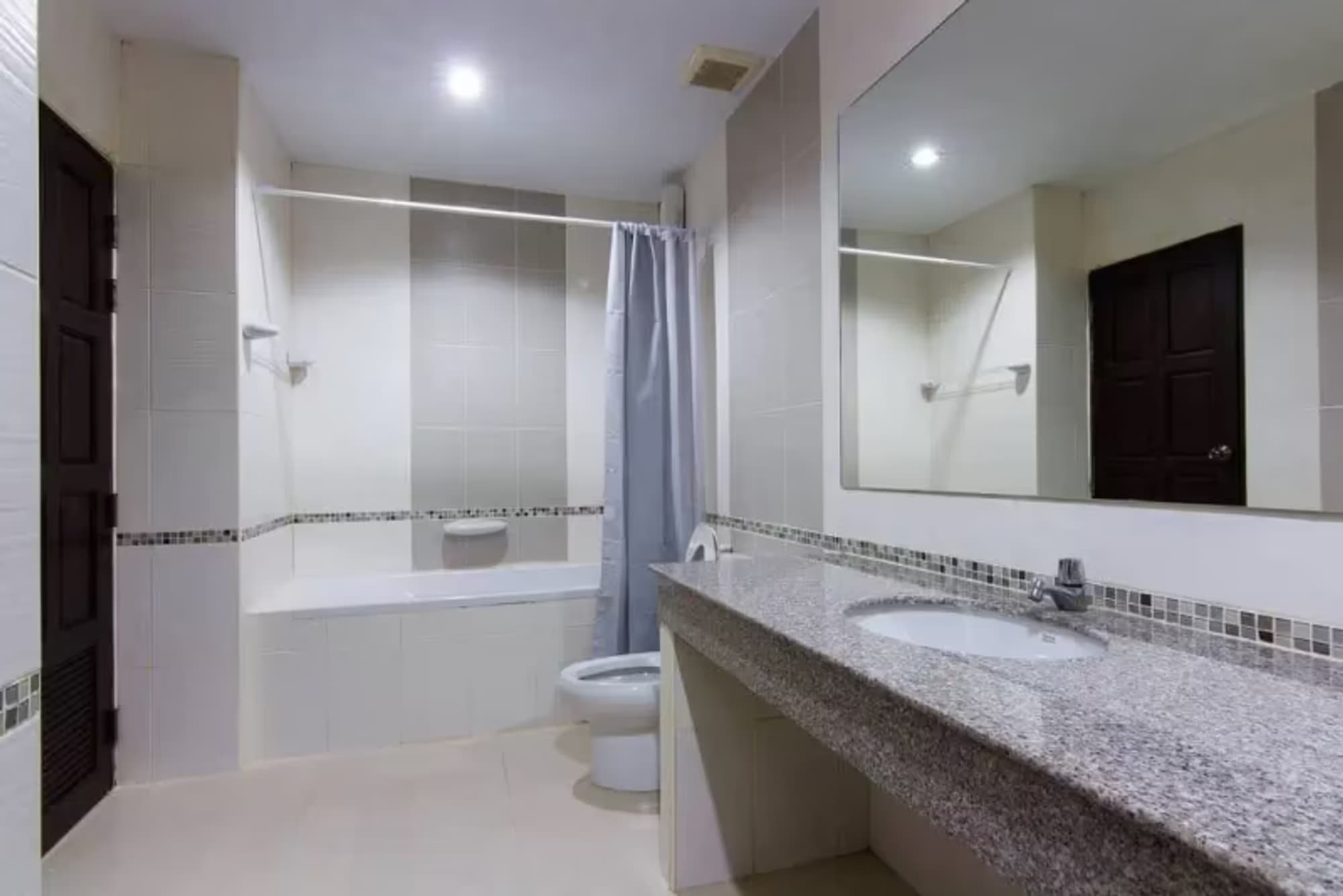3 Bedroom Condo - Image 11