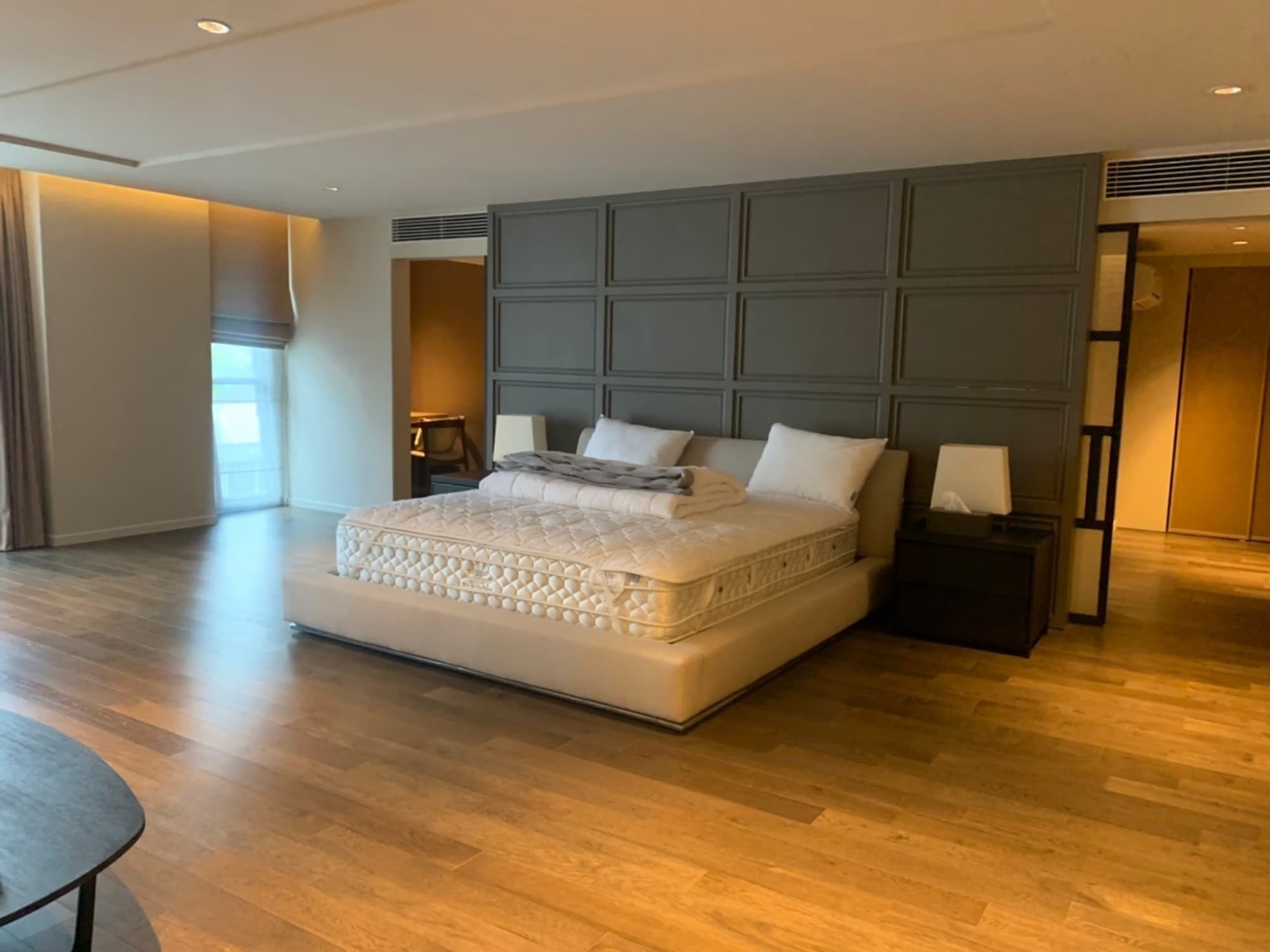 3 Bed Condo for Rent in Watthana - Image 3