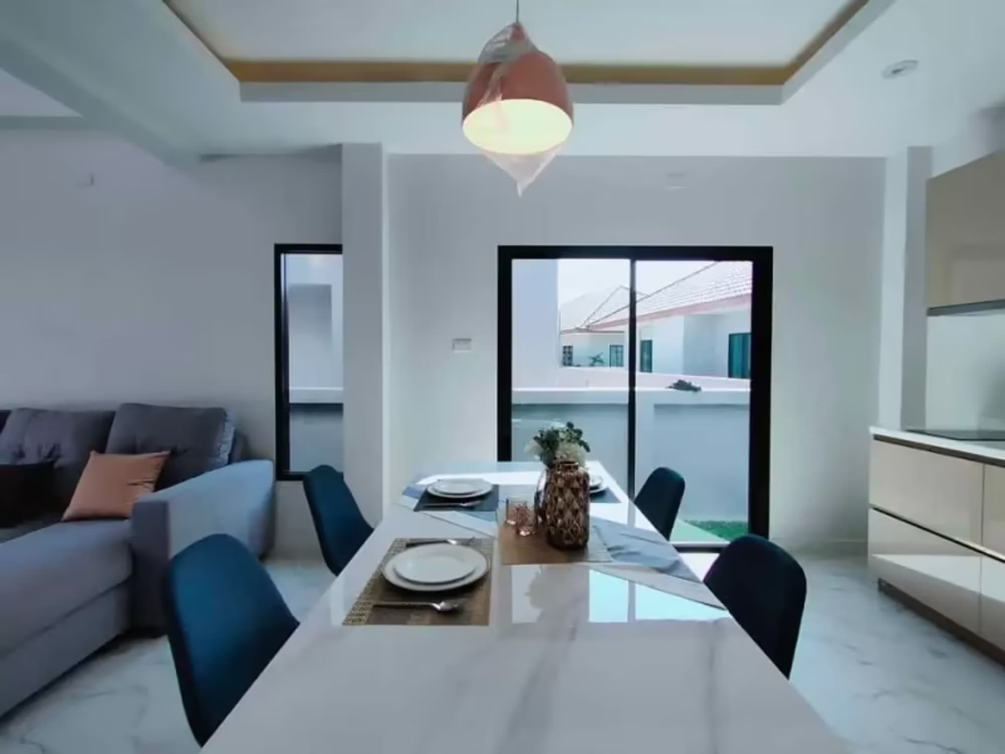 3 Bedroom House - Image 10