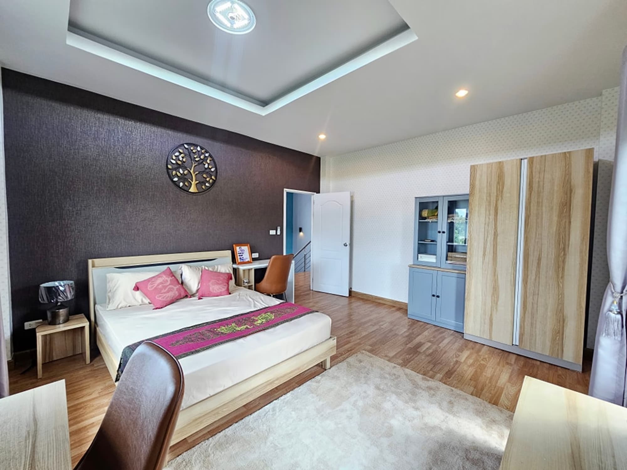 4 Bed House for Rent and Sale in Hang Dong - Image 9
