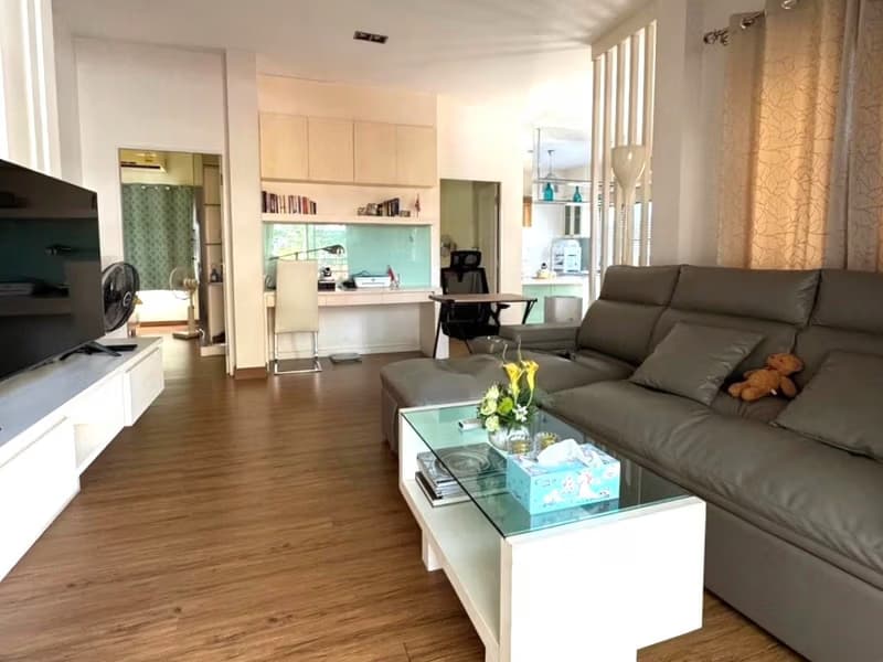 3 Bed House for Rent and Sale in Hang Dong