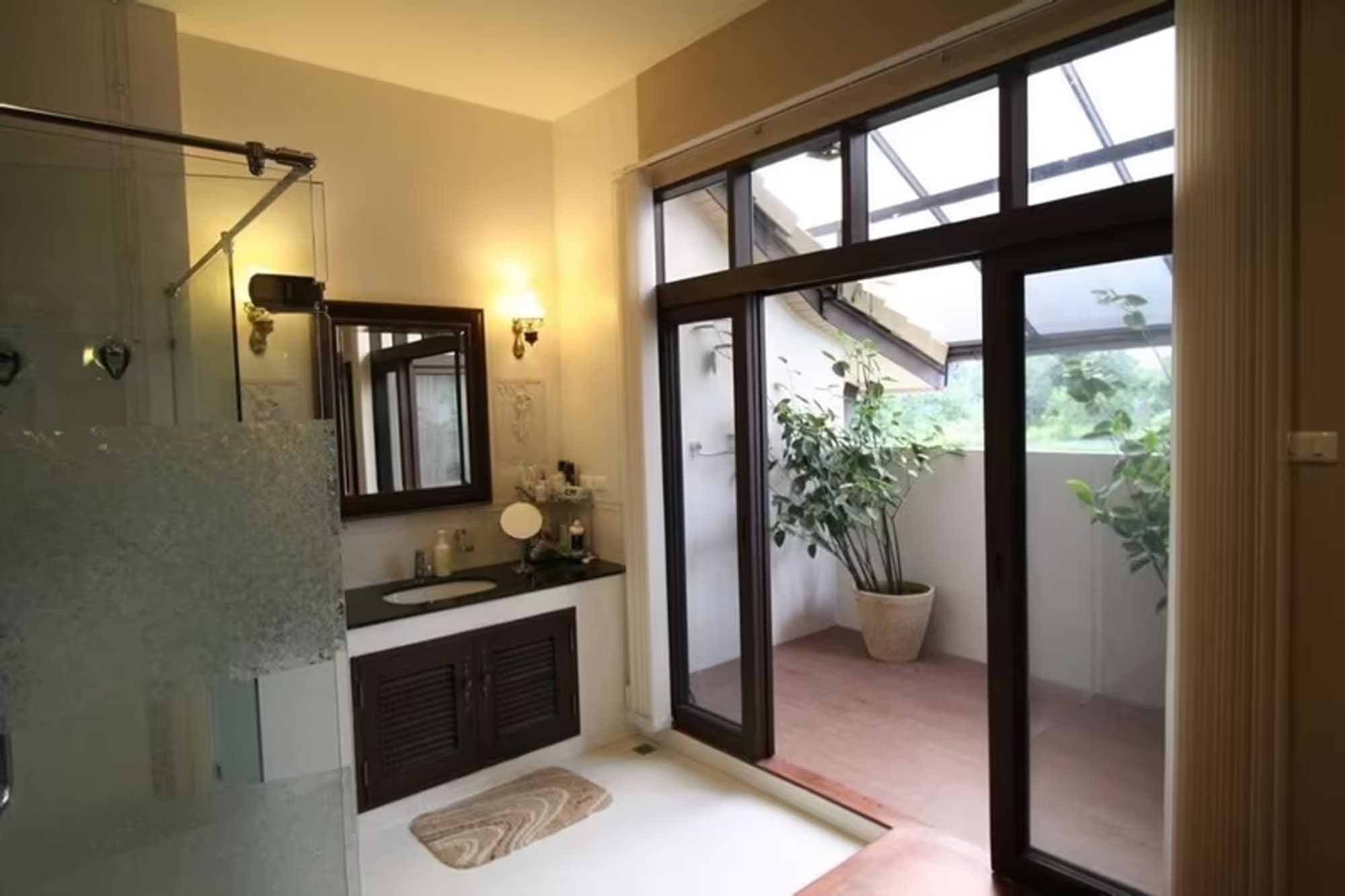 Lanne Home in Chang Phueak Area - Image 10