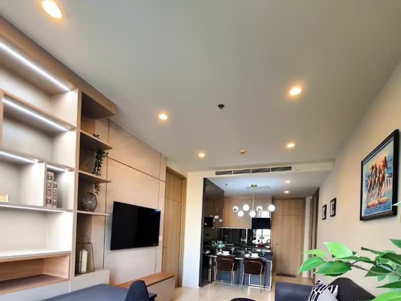 Noble Phloen Chit