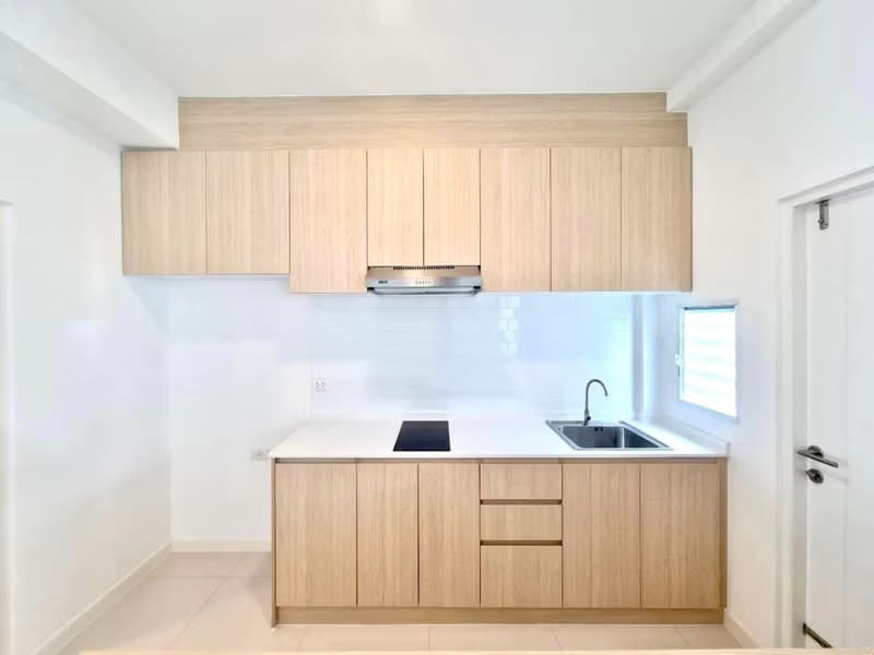 House for Rent in Indy Bangna-Ramkhamhaeng 2.
