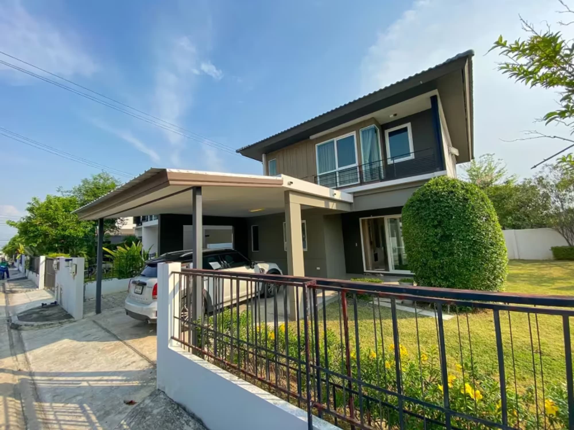 3 Bedroom House - Image 3
