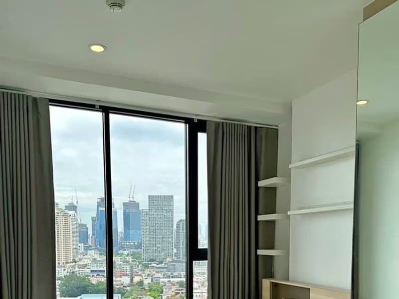 1 Bedroom Condo