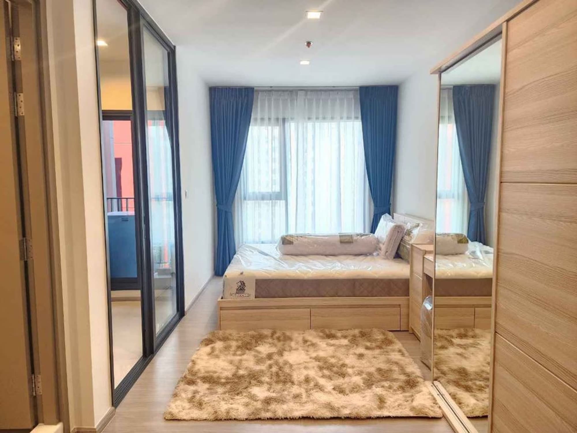 1 Bed Condo for Rent  Near Phetchaburi MRT - Image 2