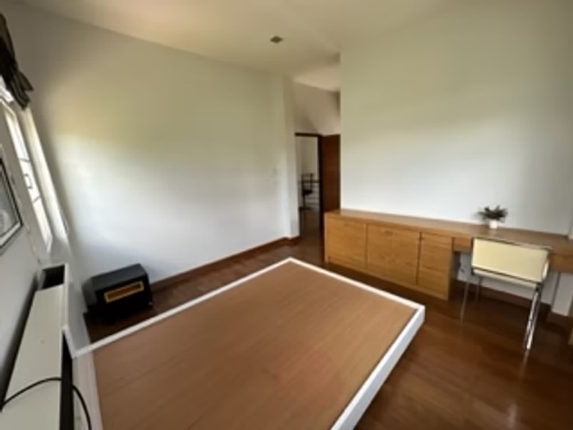 3 Bedroom House - Image 2