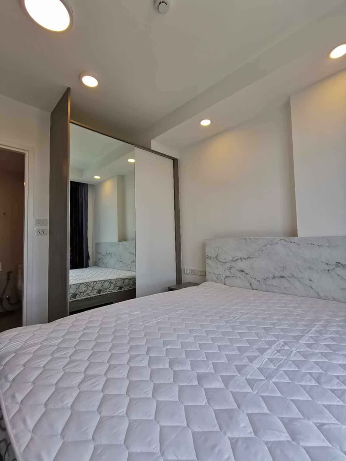 Condo for Sale at The Green City 2 Condominium - Image 8