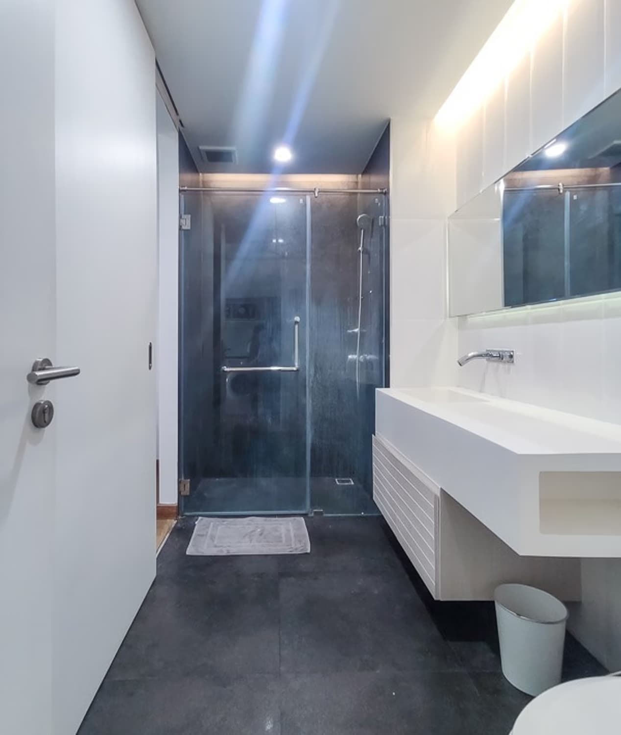 1 Bedroom Condo - Image 5