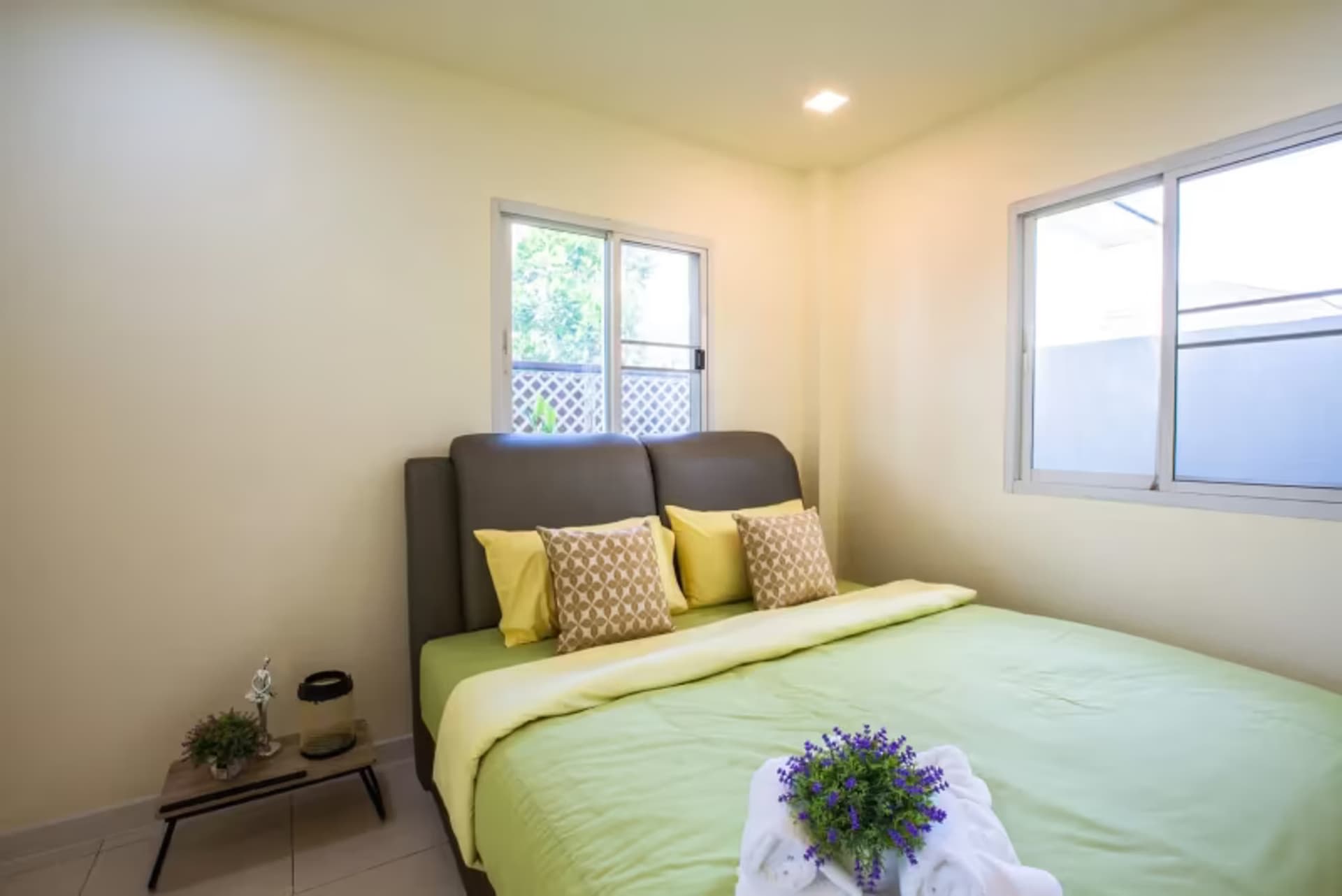 5 Bedroom House - Image 15