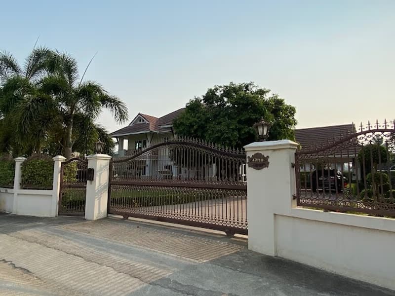 5 Bed House for Sale in Mueang Chiang Mai District
