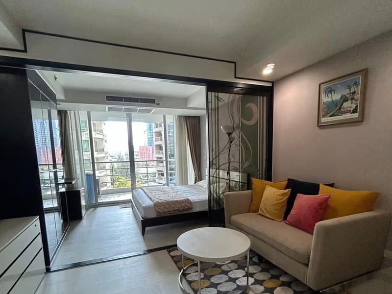 Condo for Rent at The Rajdamri