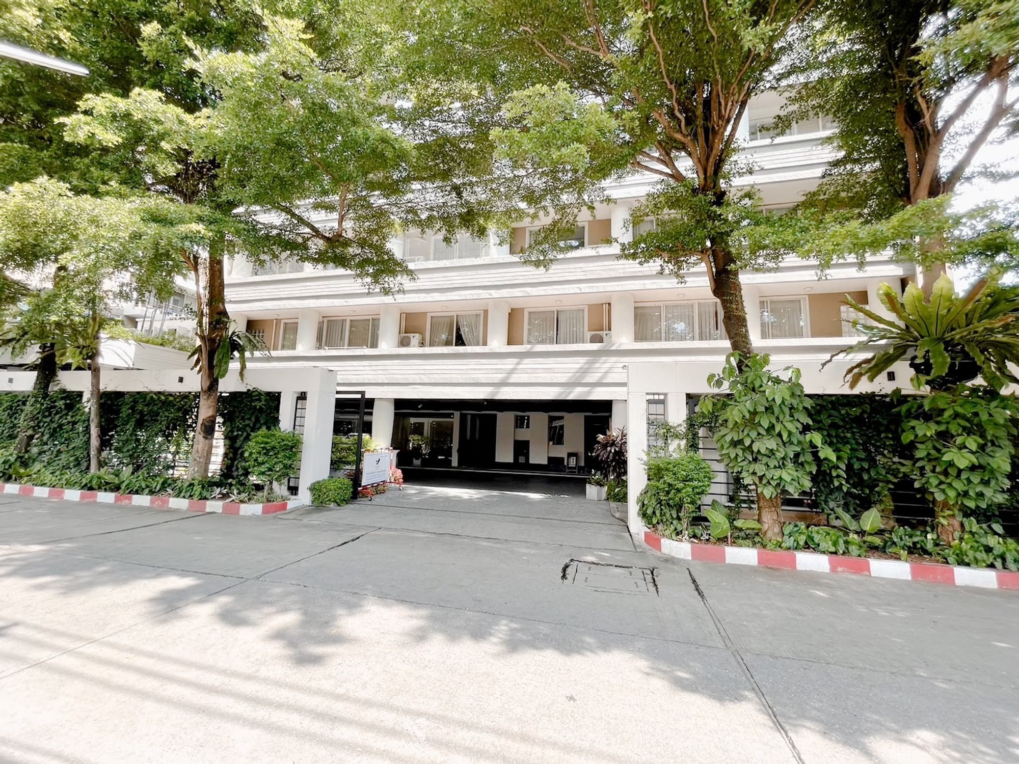 Condo for Rent at Twin Peaks - Image 17