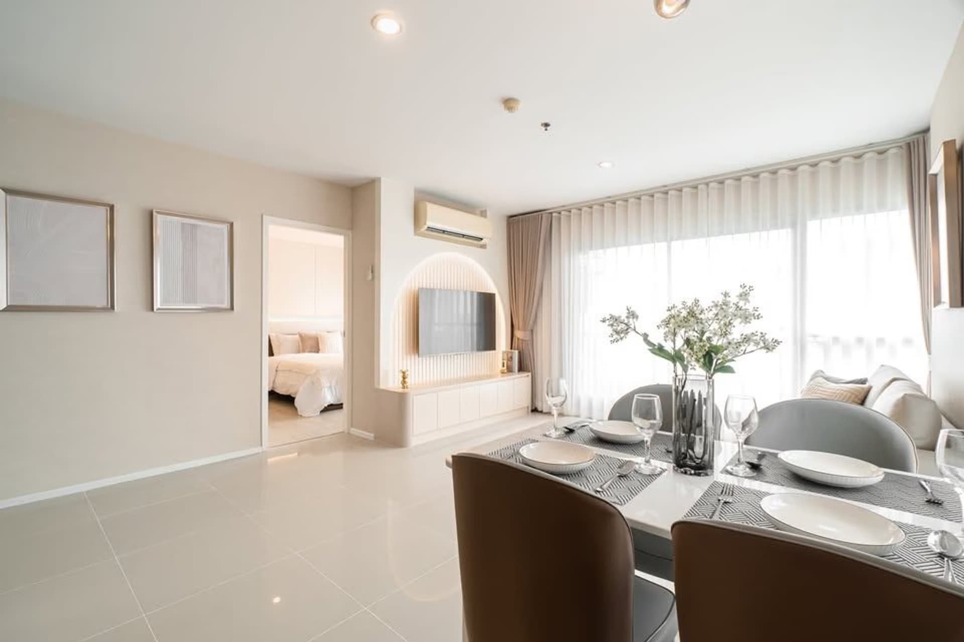 2 ห้องนอน คอนโด สำหรับ จำหน่าย ใน Huai Khwang - Image 3