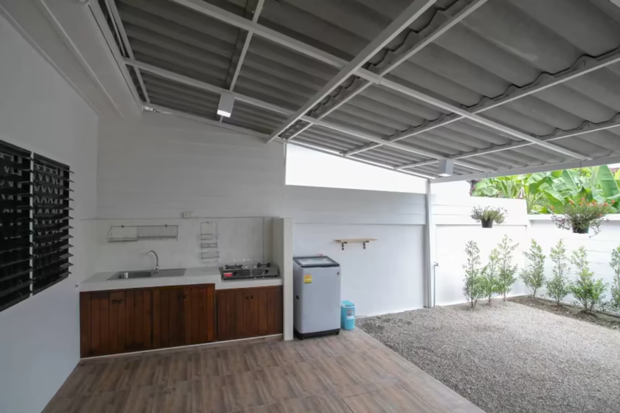 2 Bedroom House - Image 22