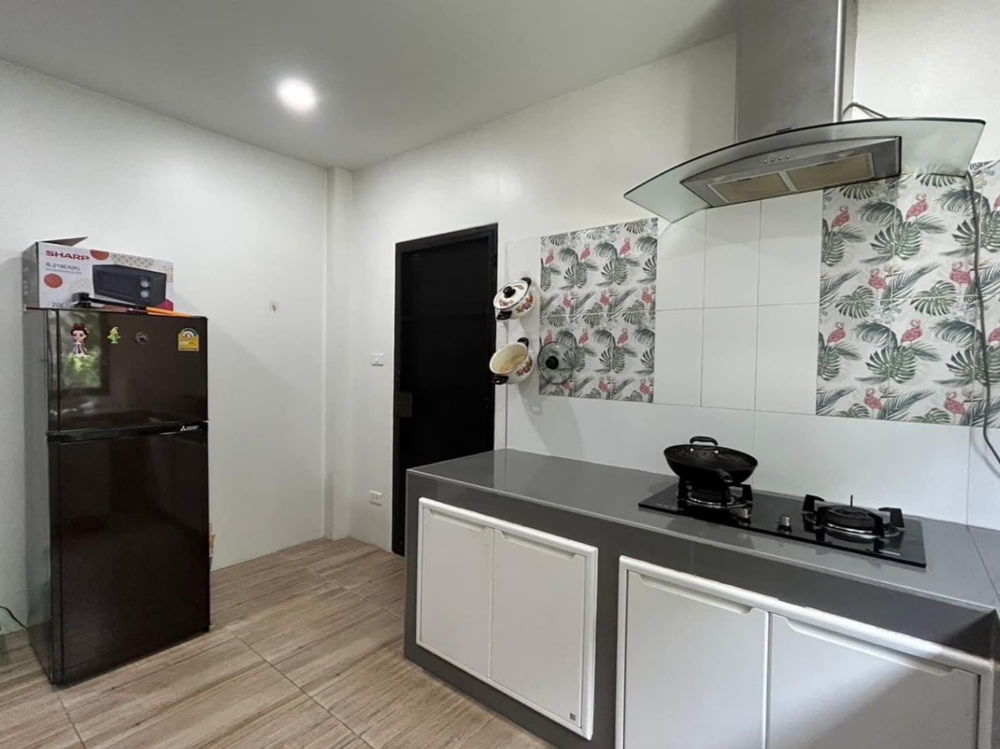 5 Bed House for Rent in Mae Rim - Image 9