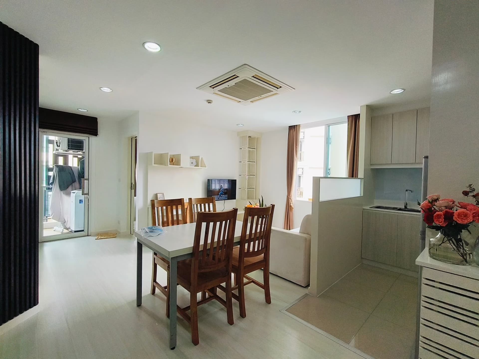 2 卧室 公寓 用于 出租 在 Mueang Chiang Mai - Image 1
