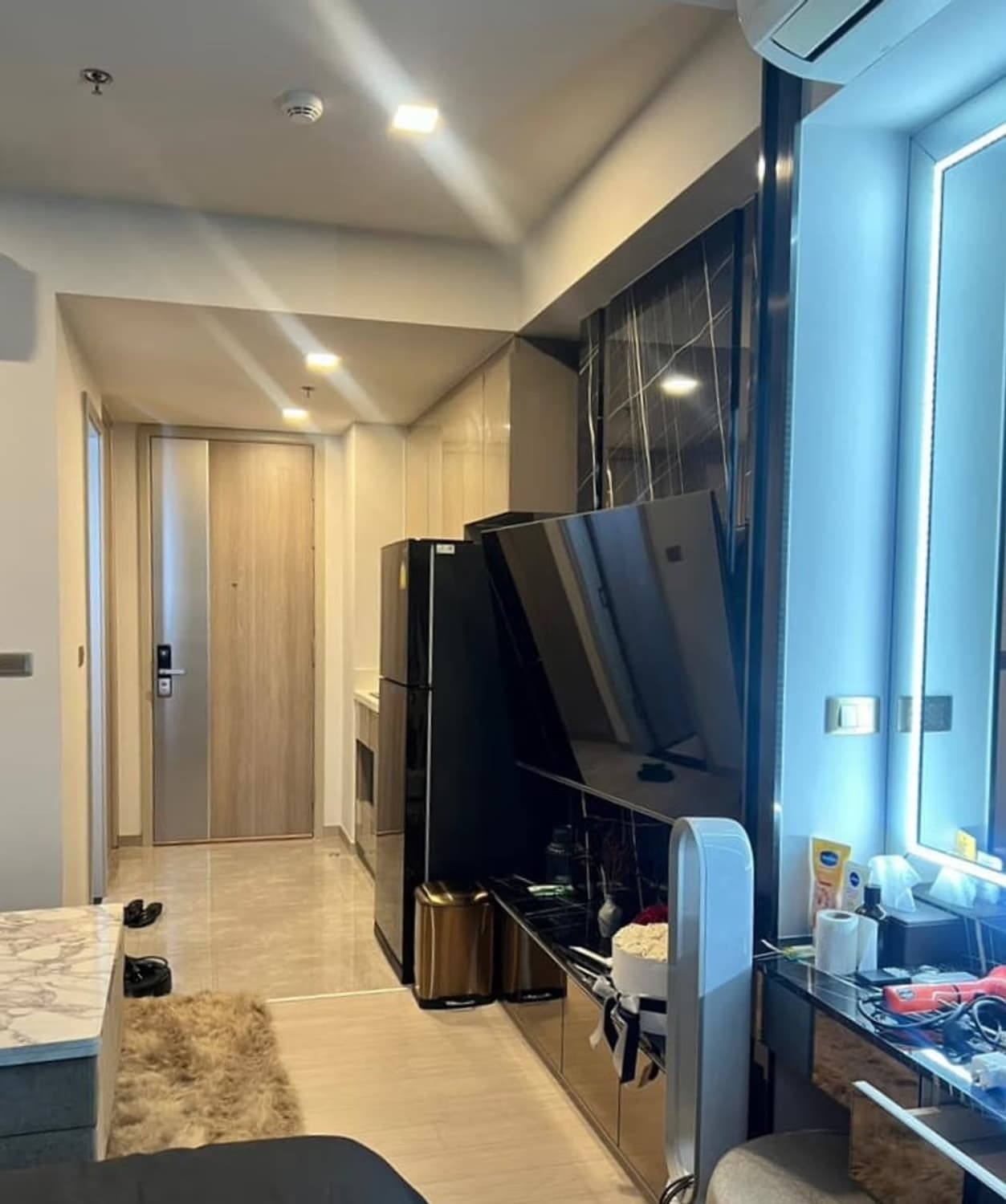 Studio Condo for Rent in Huai Khwang - Image 1
