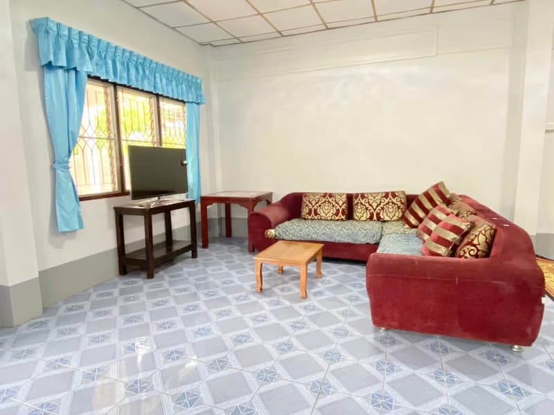 3 Bed House for Rent in Mueang Chiang Mai District