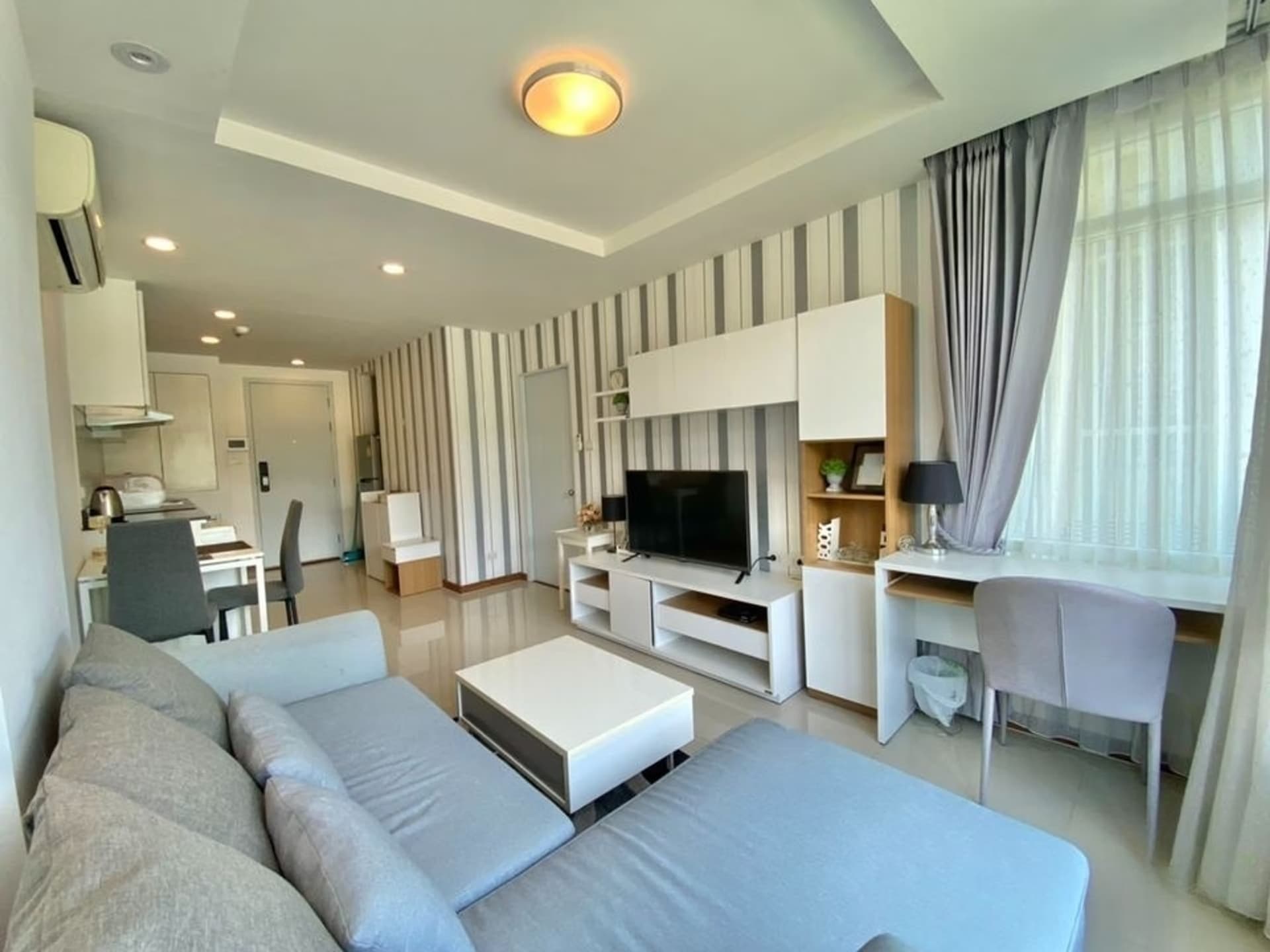  - Image 4