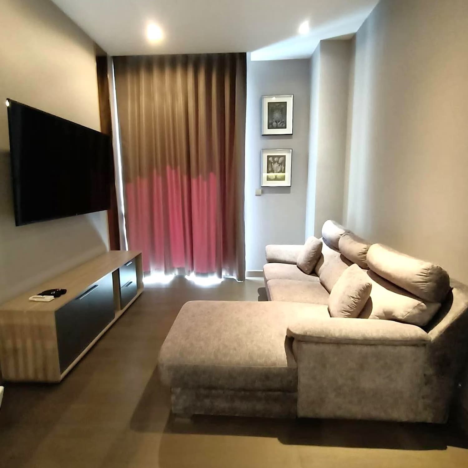2 ห้องนอน คอนโด สำหรับ จำหน่าย ใน Huai Khwang - Image 7